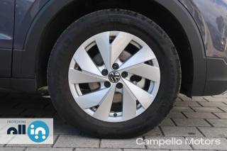VOLKSWAGEN T-Cross usata 18