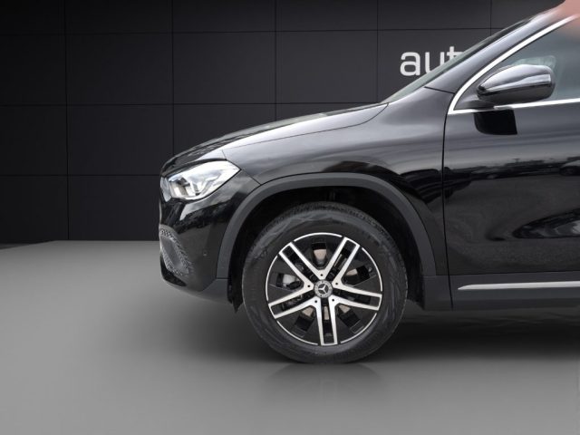 MERCEDES-BENZ GLA 200 usata, con Climatizzatore