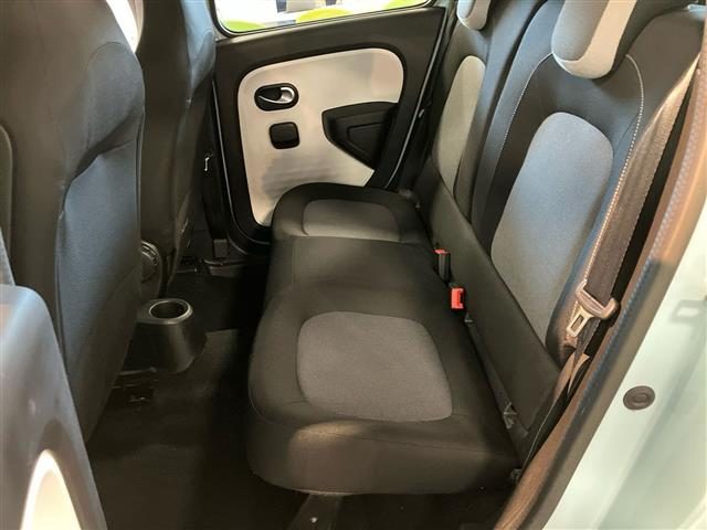 RENAULT Twingo usata, con Park Distance Control