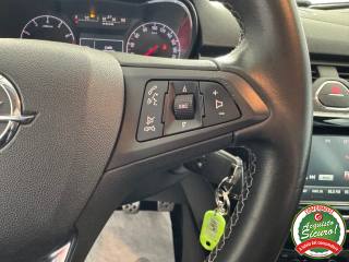 OPEL Corsa usata, con Volante in pelle
