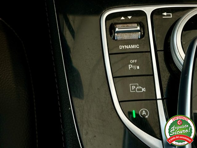 MERCEDES-BENZ E 220 usata, con Cronologia tagliandi