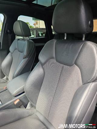 AUDI Q5 usata, con Airbag testa