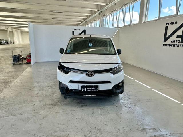 TOYOTA Proace City usata, con Airbag