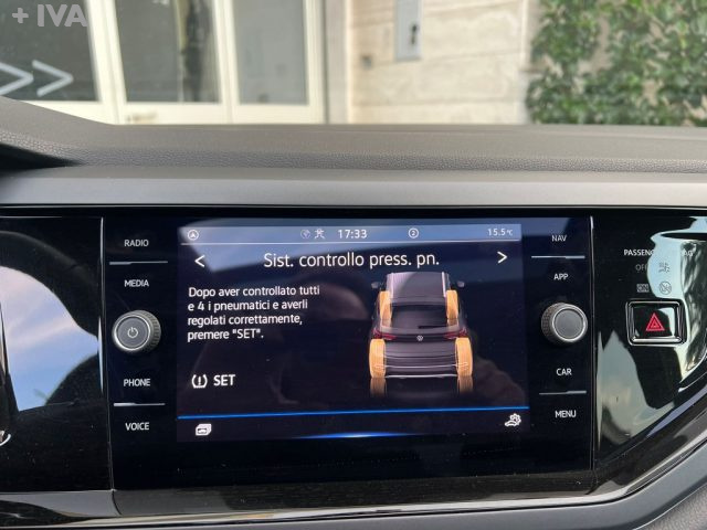 VOLKSWAGEN Taigo usata 25