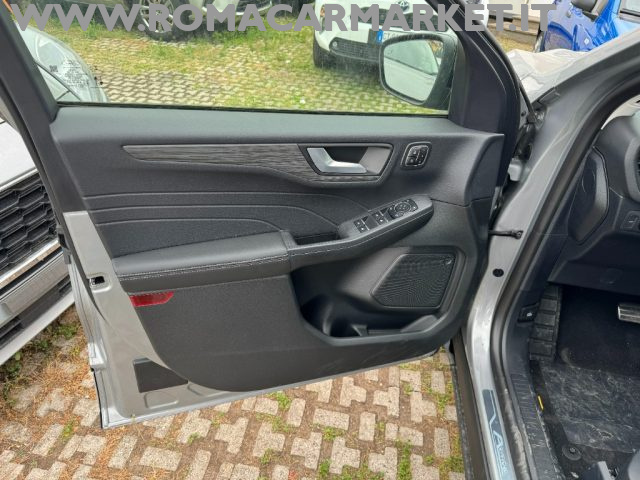 FORD Kuga usata, con Bracciolo