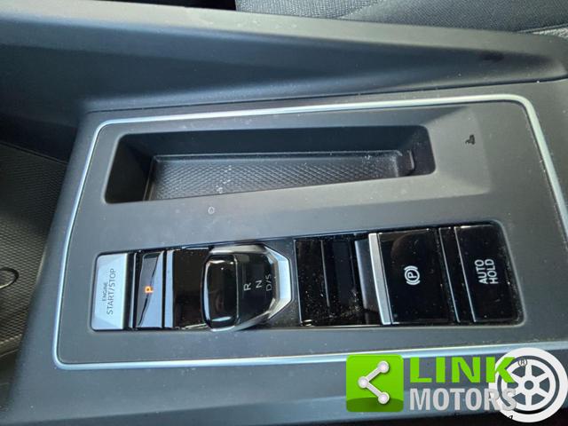 VOLKSWAGEN Golf usata, con Bluetooth