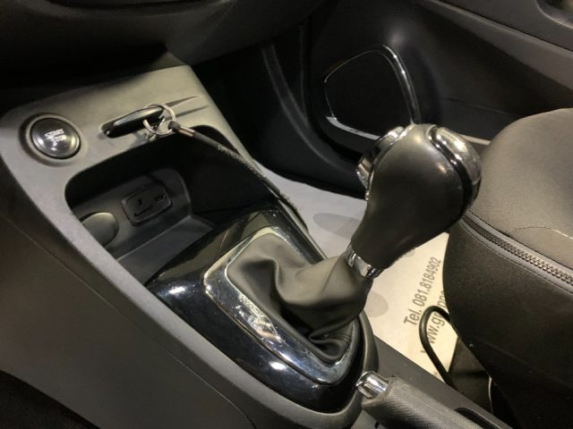 RENAULT Captur usata, con Leve al volante