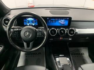 MERCEDES-BENZ GLB 200 usata, con Controllo automatico clima