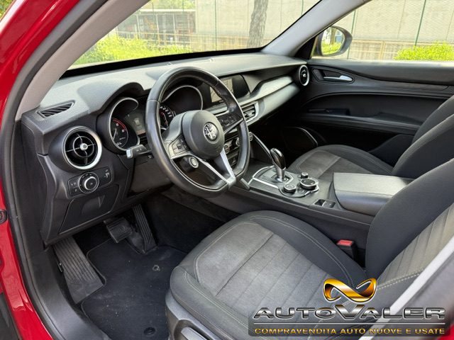 ALFA ROMEO Stelvio usata, con Volante in pelle