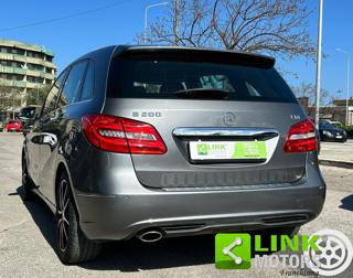MERCEDES-BENZ B 200 usata, con Cerchi in lega