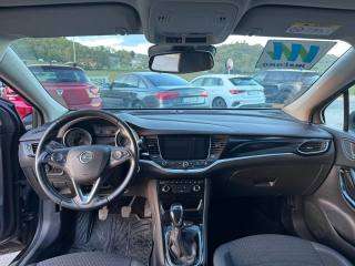 OPEL Astra usata, con Fendinebbia