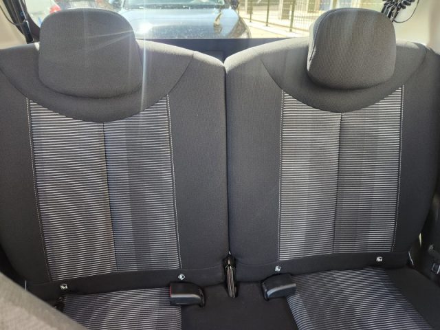 PEUGEOT 108 usata, con Sedile posteriore sdoppiato
