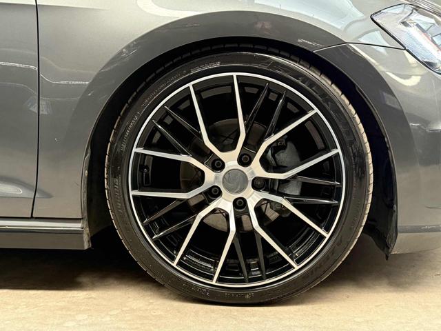 VOLKSWAGEN Golf usata, con Bracciolo