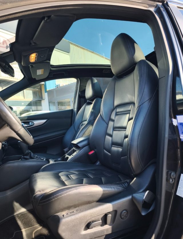 NISSAN Qashqai usata, con Boardcomputer