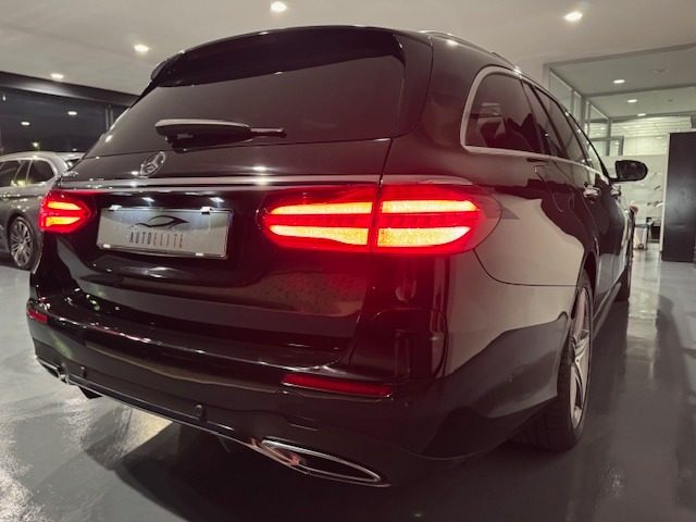 MERCEDES-BENZ E 300 usata, con Autoradio