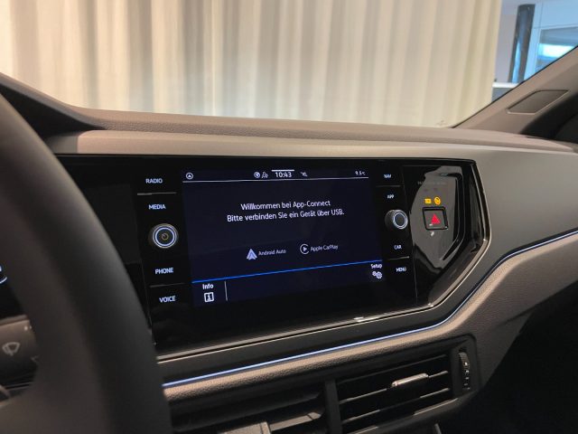 VOLKSWAGEN Taigo usata, con Cruise Control