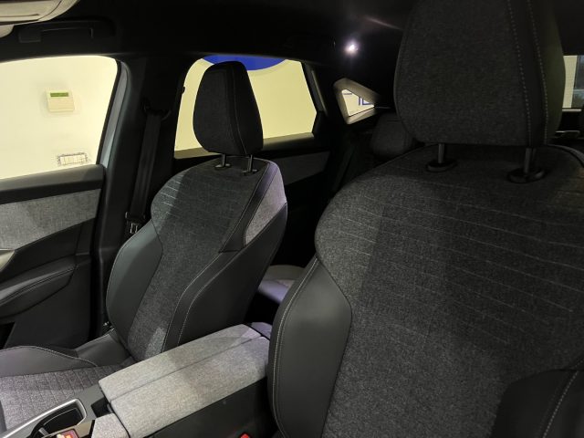 PEUGEOT 3008 usata, con Sensori di parcheggio anteriori
