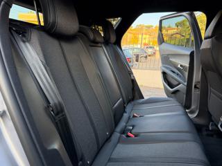 PEUGEOT 3008 usata, con Sistema di navigazione