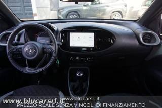 TOYOTA Aygo X usata 7
