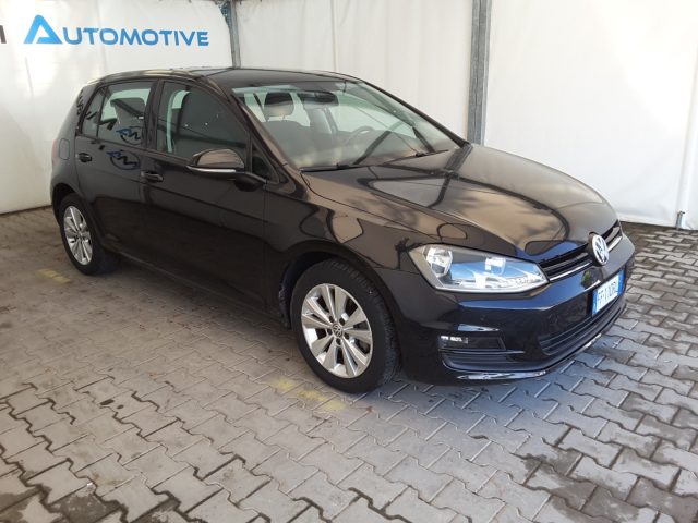 VOLKSWAGEN Golf usata, con Airbag