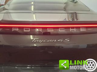 PORSCHE Taycan usata 26