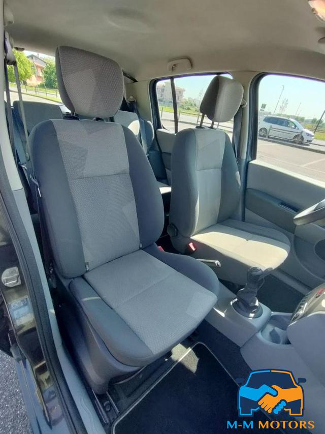 RENAULT Modus usata, con MP3