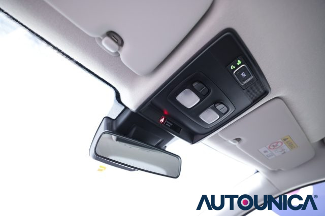 RENAULT Clio usata, con Luci diurne
