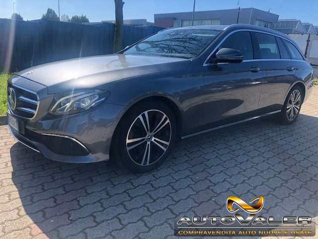 MERCEDES-BENZ E 200 usata, con Airbag