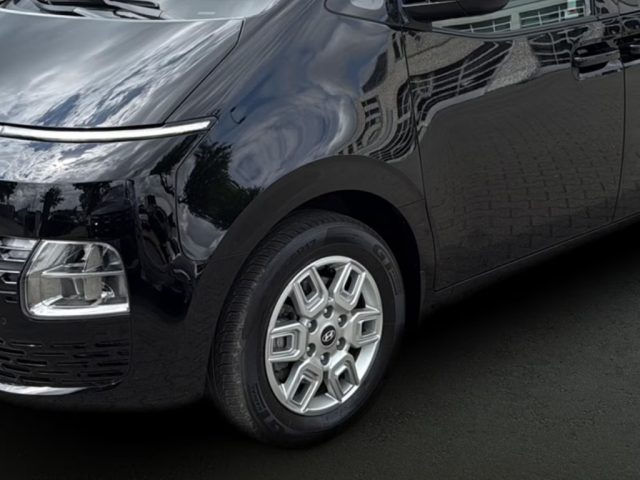 HYUNDAI Staria usata, con Antifurto