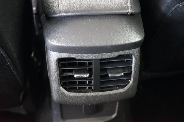 FORD Mondeo usata, con Sensori di parcheggio posteriori