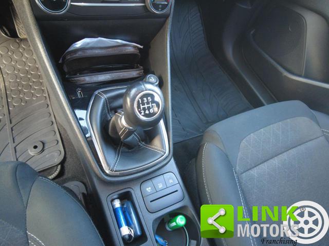 FORD Fiesta usata, con Specchietti laterali elettrici
