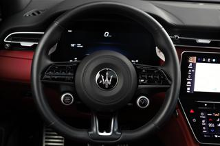 MASERATI Grecale usata, con Chiusura centralizzata