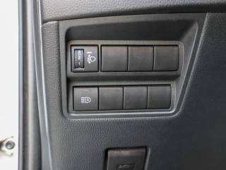 TOYOTA Yaris usata, con Airbag testa