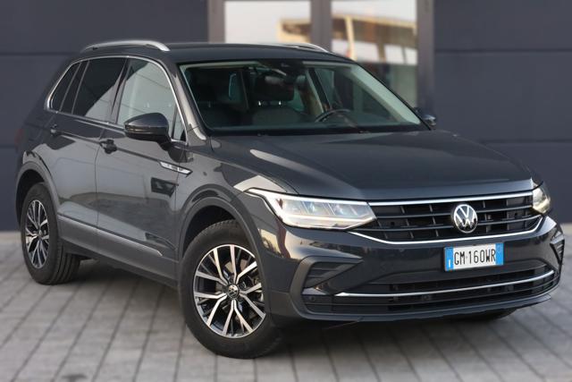 VOLKSWAGEN Tiguan usata, con ABS