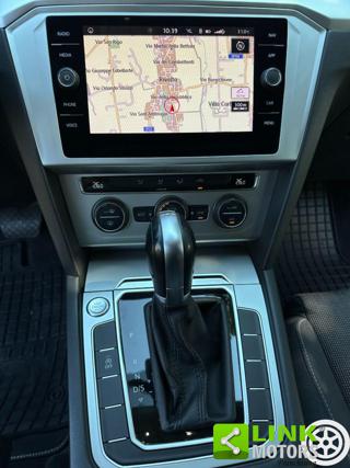 VOLKSWAGEN Passat Variant usata, con Filtro antiparticolato