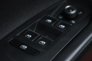 VOLKSWAGEN Taigo usata, con Autoradio digitale