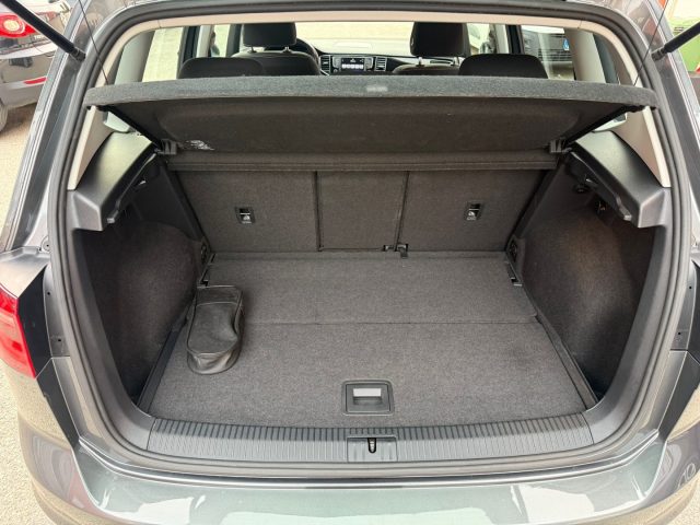 VOLKSWAGEN Golf Sportsvan usata, con ESP
