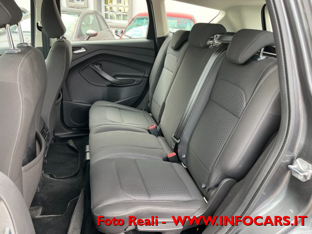 FORD Kuga usata, con Autoradio