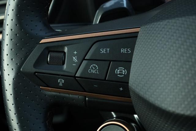 CUPRA Leon usata, con Controllo automatico clima