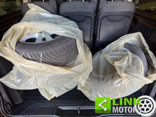 MERCEDES-BENZ V 250 usata, con Vivavoce