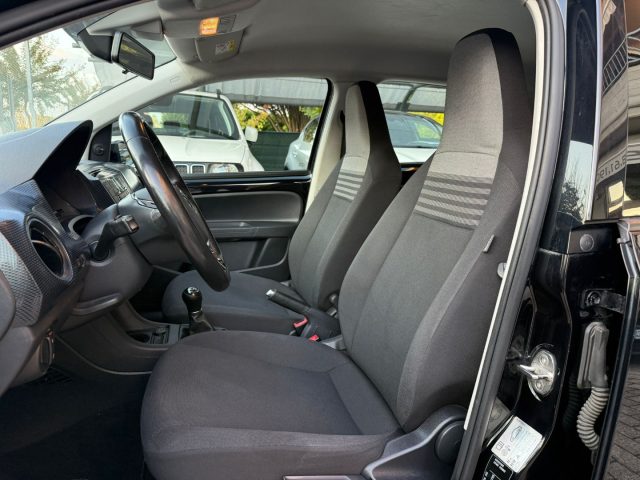 VOLKSWAGEN up! usata 8