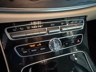 MERCEDES-BENZ E 220 usata, con Cruise Control