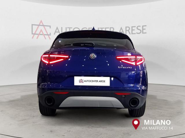 ALFA ROMEO Stelvio usata, con Alzacristalli elettrici