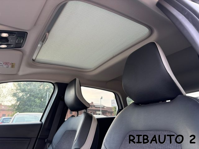 RENAULT Captur usata, con Boardcomputer