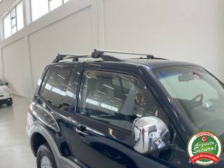MITSUBISHI Pajero usata 21