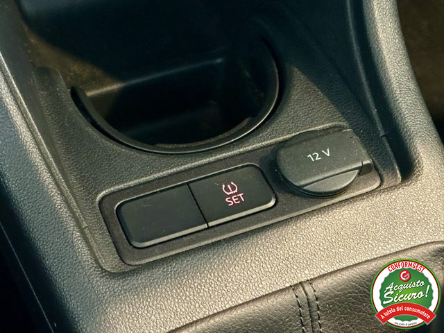 VOLKSWAGEN up! usata, con Climatizzatore