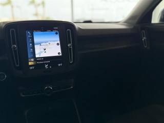 VOLVO XC40 usata, con Luci diurne LED
