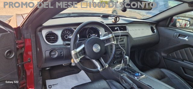 FORD Mustang usata, con Autoradio