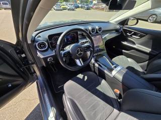 MERCEDES-BENZ C 220 usata, con Chiusura centralizzata