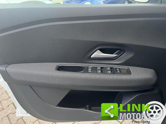 DACIA Sandero usata, con USB